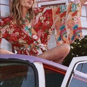 Spell And The Gypsy Delilah Short Kimono